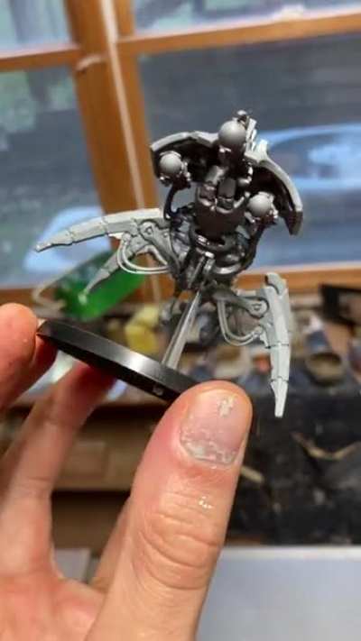 Canoptek Reanimator=&amp;gt; Spyder conversion with no extra bits other than the flying post. Detail in comments.