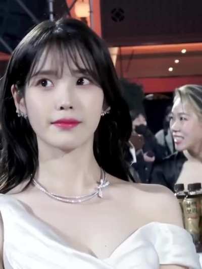 Sexy IU