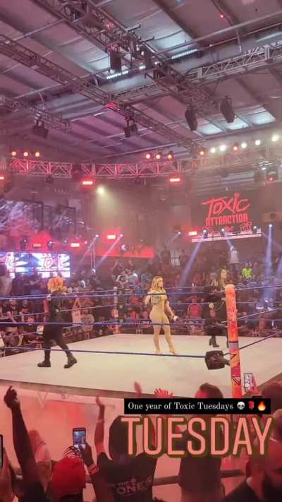 Mandy Rose, Gigi Dolin &amp;amp; Jacy Jayne (Toxic Attraction)