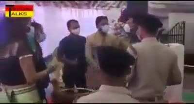 These morons wanted a marriage party in India when the country is reeling with huge COVID mass hospitalisations and deaths.. the officers nearly had to beat the crap out of these super spreaders.. (Footage should speak for itself albeit the language most 