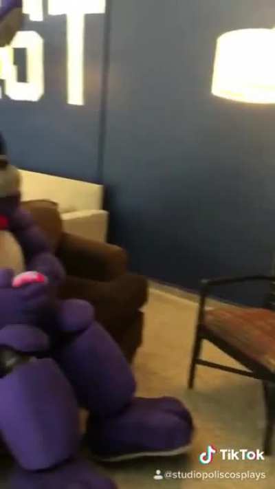 Hey don&rsquo;t bother him he&rsquo;s concentrating, but yeah here&rsquo;s another video of my Bonnie suit!