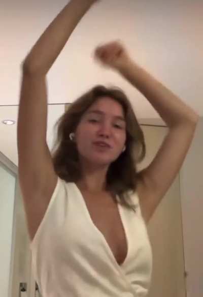 Lady 
