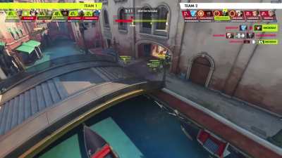 The Overwatch gods were watching over me on that one