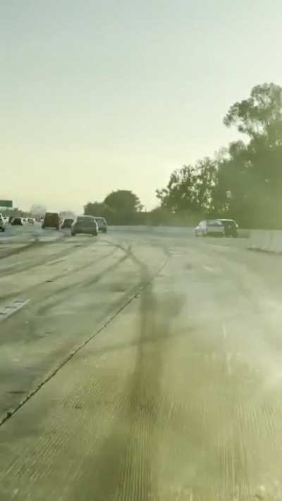 Trying to follow the lanes on 405-N near Westminster 🤯 🚘