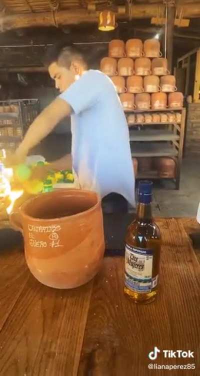 Скоро русские туристы проснутся