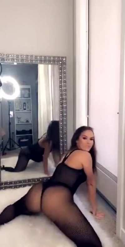 Bouncing dat ass
