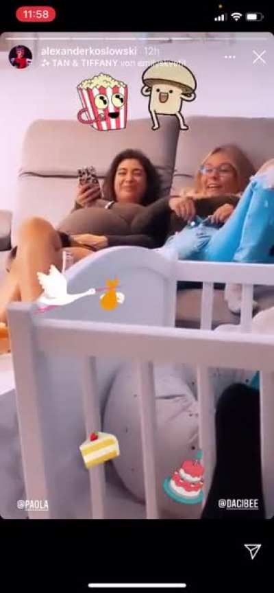 Paola &amp;amp; dagi f&uuml;hl das Video iwie