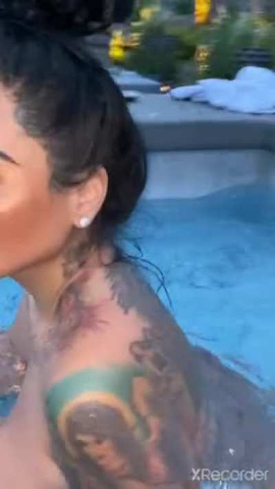 Hot AF😍👅💦 (Get 3GB Folder includes BG sextapes in Comment)👇👇