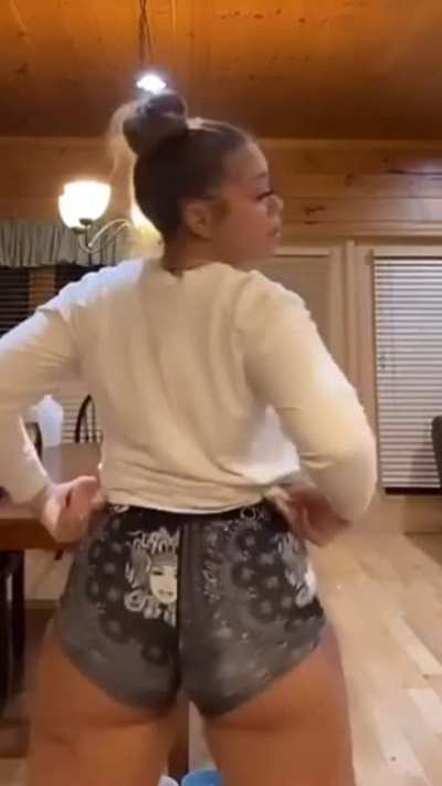 🍑🤤🔥