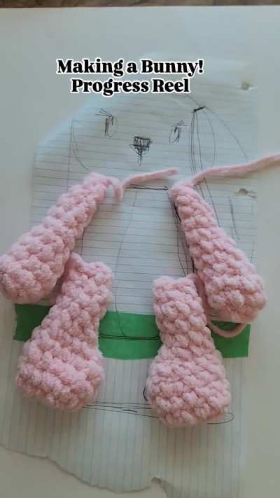 Here's an update on my lovey bunny! I'm really enjoying the yarn I chose &ndash; it's such a beautiful pink. Yarn - bernat blanket  colour - 161110 Tan Pink. Did you try it?