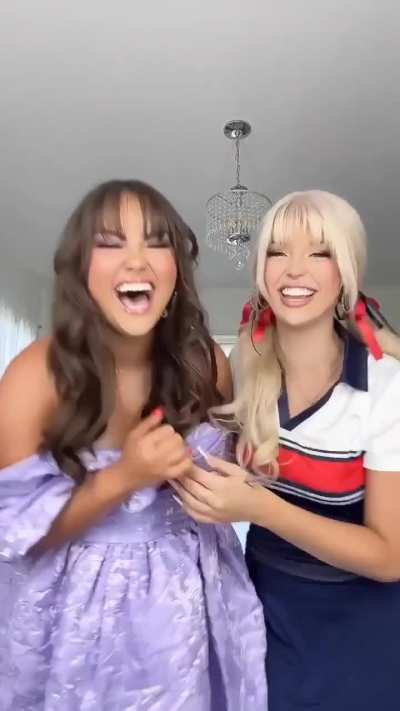 Cheerleader Loren 
