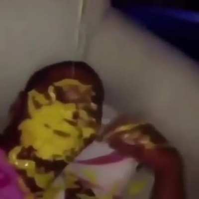 😋