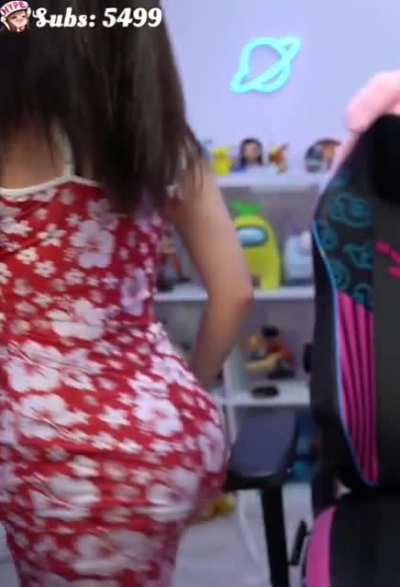 😈