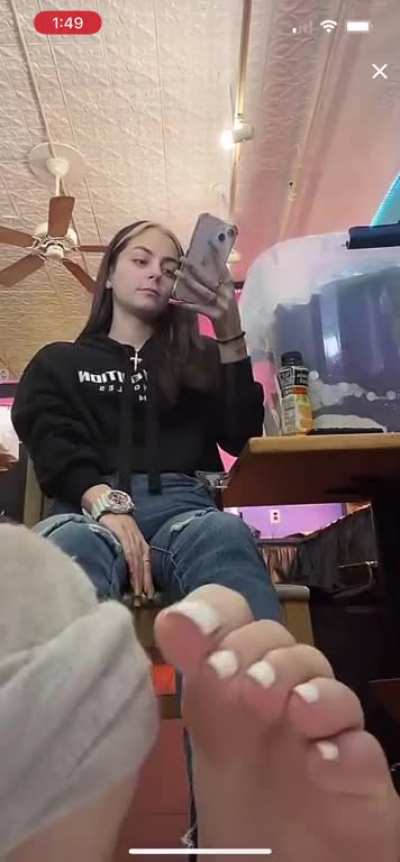 TikTok Live is the 🐐 (I have so much more!!! 😵&zwj;💫) *shes sock teasing*