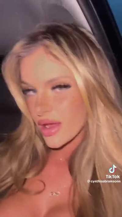 @cynthiaabramsonn