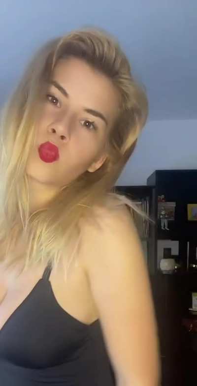 Why isn&rsquo;t your handprint on this ass baby?