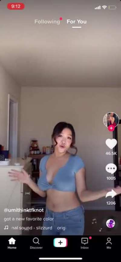 Busty TikTokThot