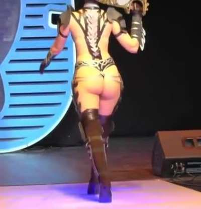Cosplay Jiggle