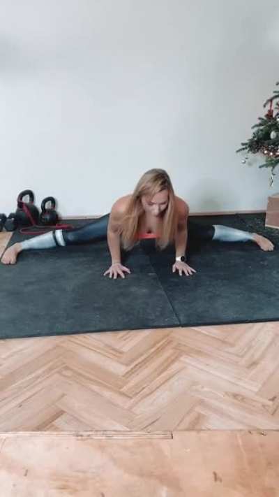 Tried something I saw and it actually worked at helping me hold longer semi-actively. Anyone tried stuff like this?