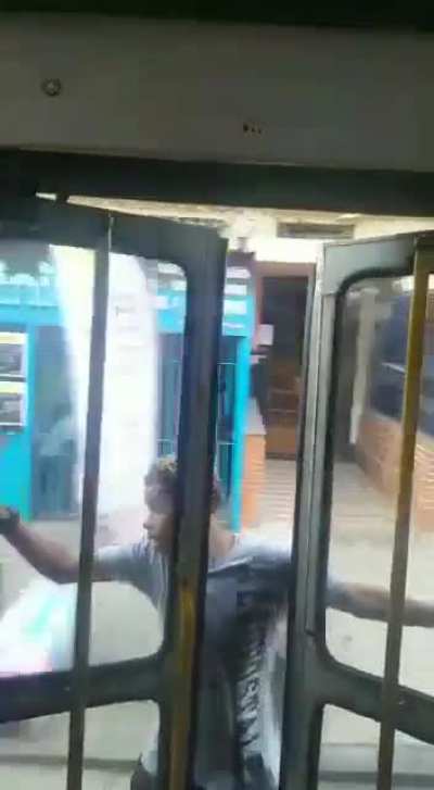 Praq pagar &ocirc;nibus n&eacute; mesmo