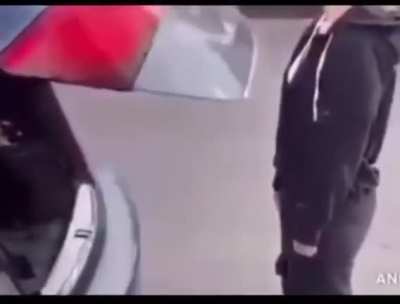 😂