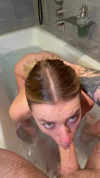 I love being a good little slut