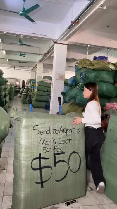 Sacos para hombre importados de China por 0,50 USD enviados a la Argentina