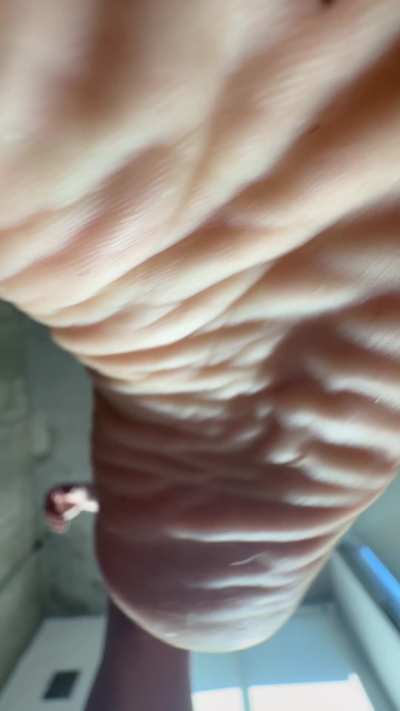 feel that? that&rsquo;s my warmth surrounding you&hellip; getting closer