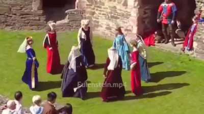 the notorious big - big poppa - medieval version by beedle the bardcore