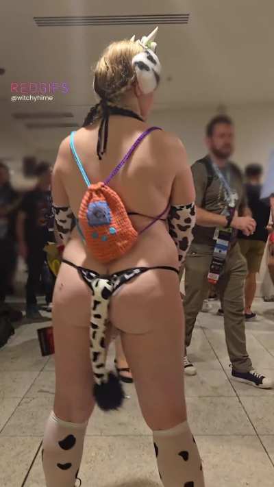 I don't hide that I'm a Hucow in public