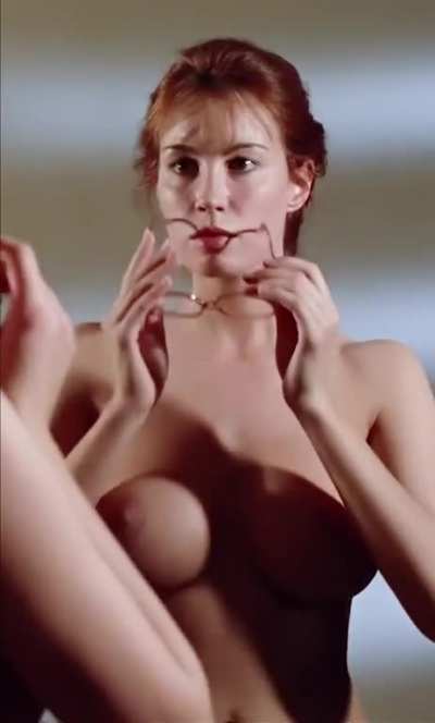 Monique Gabrielle shows us her plot in Evil Toons (1992)