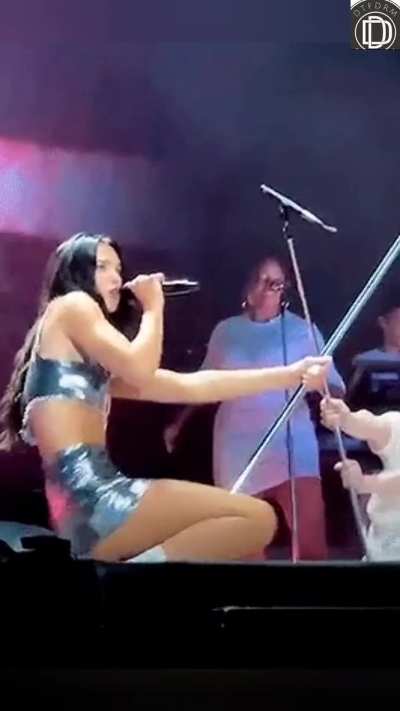 Dua Lipa 