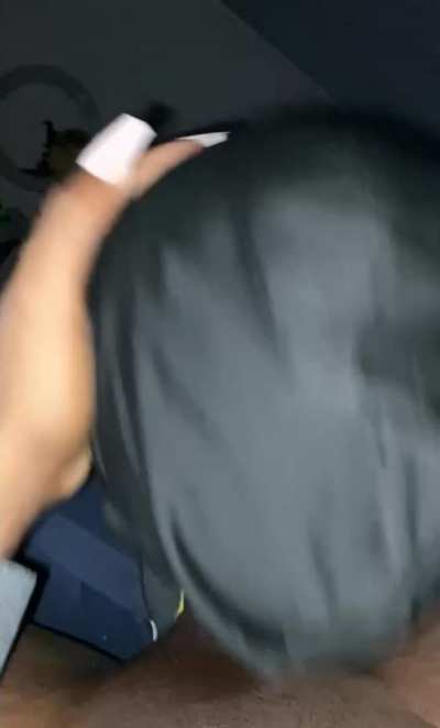 i give headrubs while you sucking my femdick to let yk you&rsquo;re doing good. who&rsquo;s next text me 😘 kik:bboball snap:quanouse