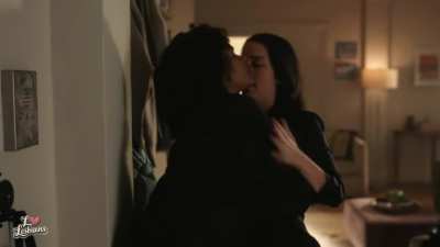 Roxy Sternberg (35) &amp;amp; Teri Wyble (39) - "FBI: Most Wanted" - (s06e10) - *AI ENHANCED*