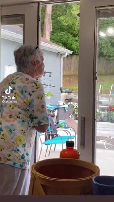 Grandma no