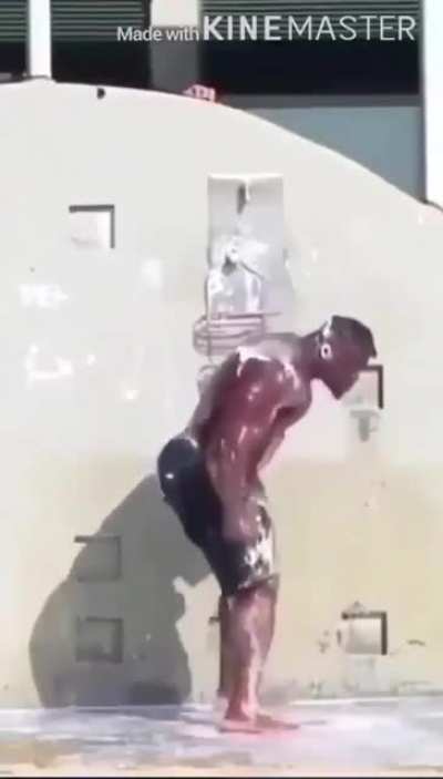 Los panas frescos descubriendo que son la evoluci&oacute;n de los papu lince