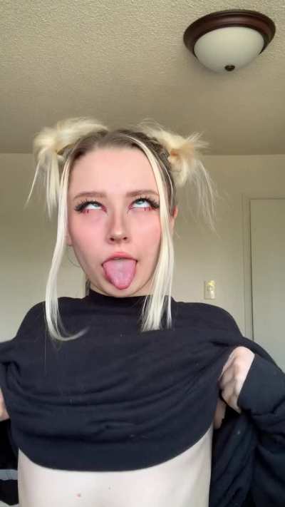 Thought you&rsquo;d enjoy this titty drop ♡