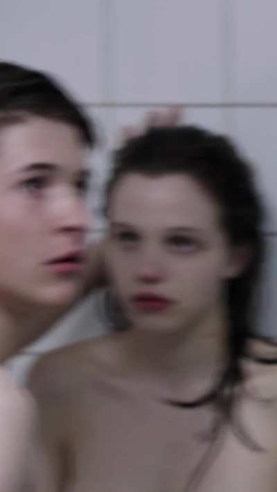 Sol&egrave;ne Rigot in Puppylove (2013)