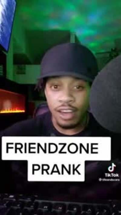 Can&rsquo;t Be Serious? Dude Gives Advice On How To Get Out Of The Friend Zone By Using Your D! &ldquo;She&rsquo;ll Never Look At You The Same&rdquo;