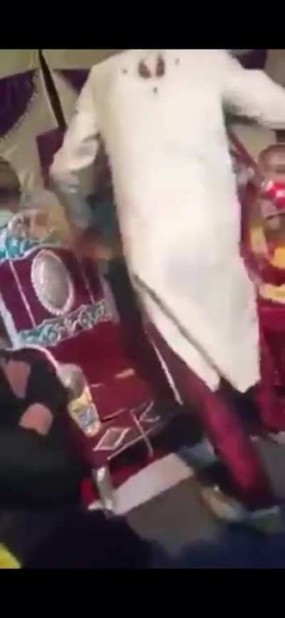 Perfect way to crash your ex&rsquo;s wedding