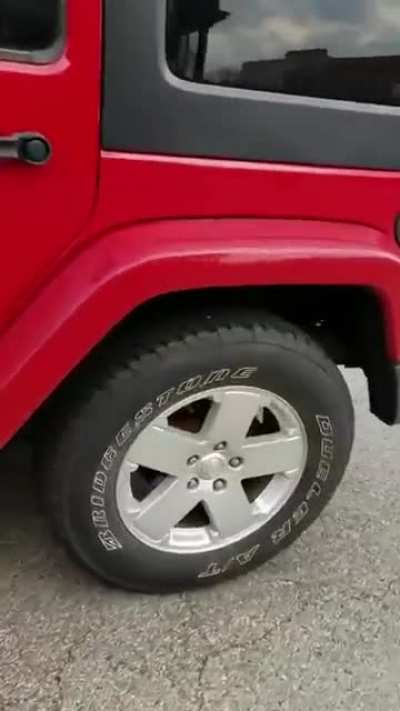 Guy Pulls Gun During Road Rage