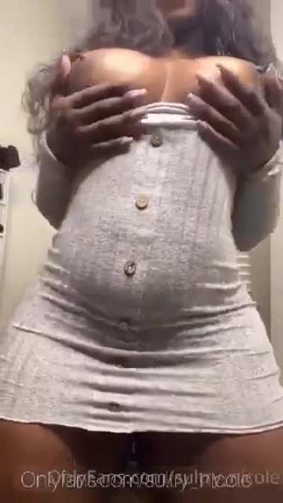 🤤