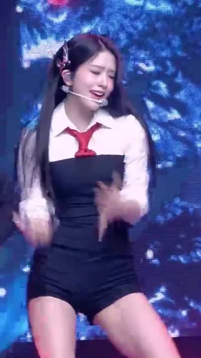 IVE - Yujin