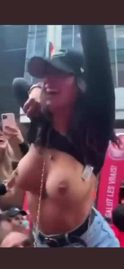 She gets boob grabbed while flashing