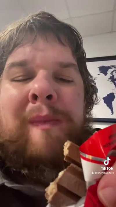 There&rsquo;s only one way to eat a KitKat