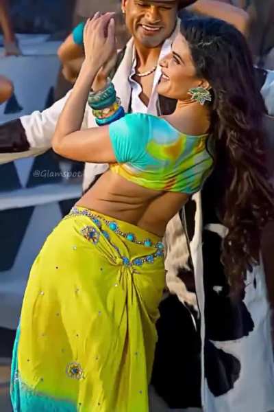 Jacky&rsquo;s 39 and her hips move like that. Unreal goddess