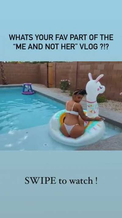 Pool side cakes