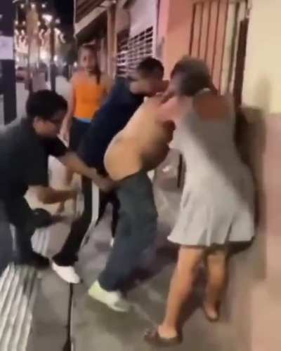 Guy gets fisted while being beat up