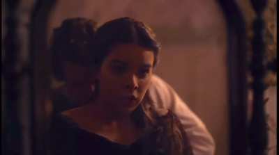 Hailee Steinfeld 