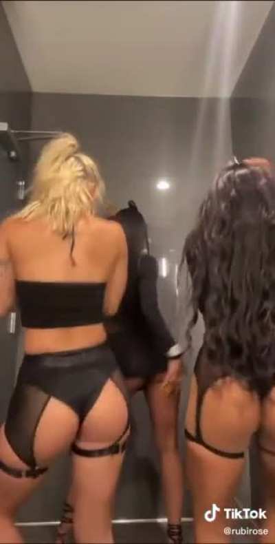 there&rsquo;s never too much 🍑